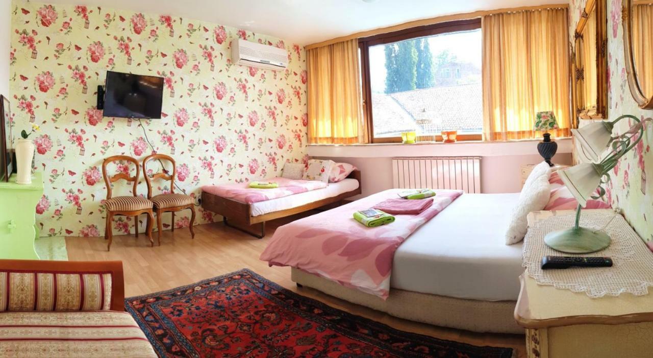 Hostel Pansion Lion Sarajevo Exterior photo