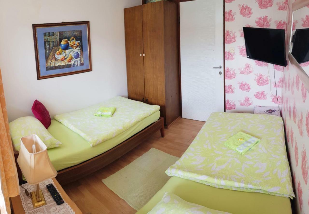 Hostel Pansion Lion Sarajevo Exterior photo